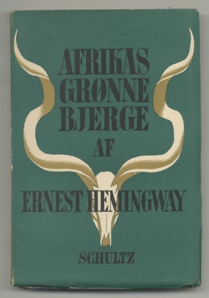 Item #517185 Afrikas Gronne Bjerge [The Green Hills of Africa]. Ernest HEMINGWAY