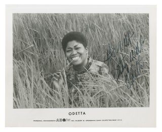 Item #541746 Signed Photograph of Odetta. ODETTA