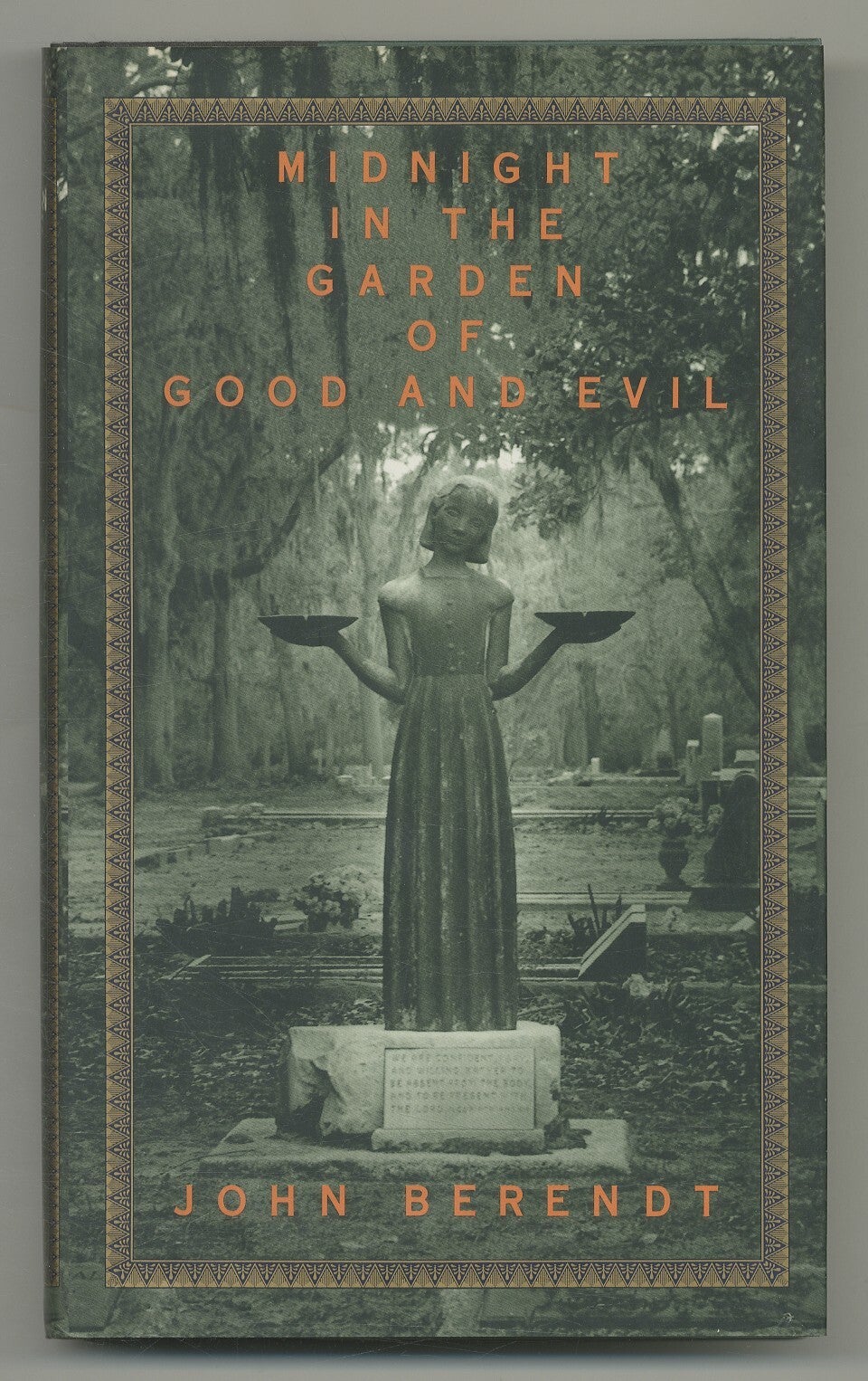 Midnight in the Garden of Good and Evil: A Savannah Story | John BERENDT