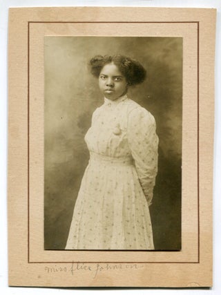 Item #624948 Cabinet Card Portrait Photograph of Miss Alice Johnson. Alice JOHNSON